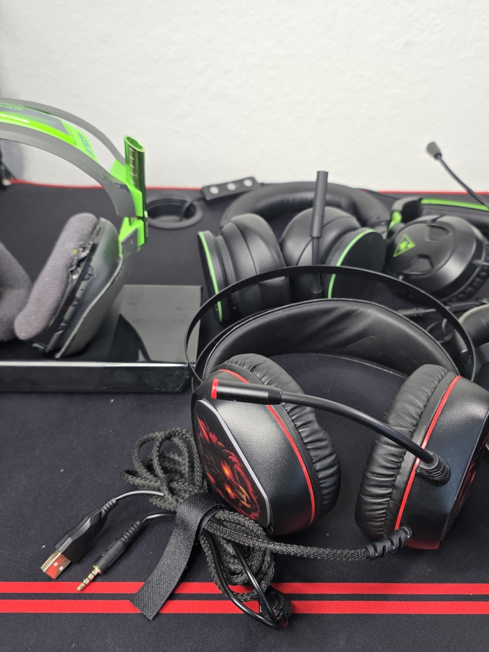 Gaming Headset Lot Parts Repair Astro Turtle Beach HyperX Lot